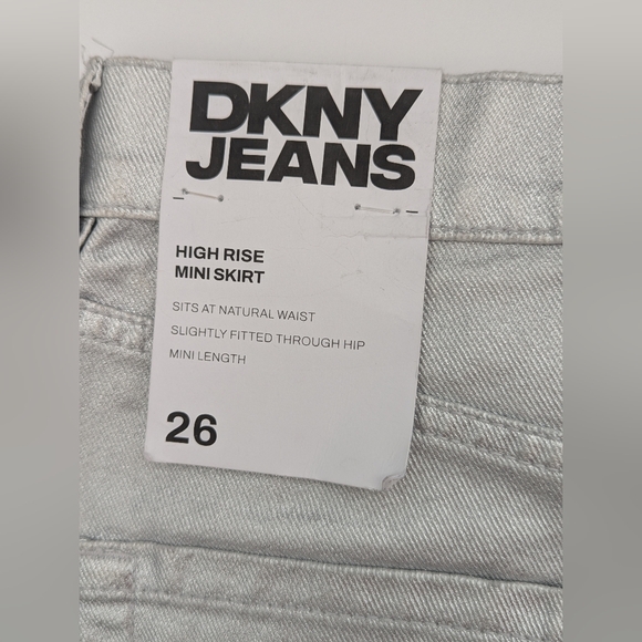 NWT DKNY Women's (Size 26) Silver Metallic-Foiled High-Rise Mini Skirt - Picture 10 of 16